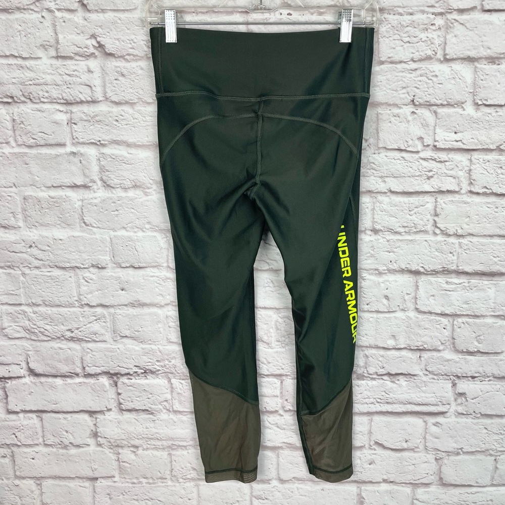 Under Armour Hunter Green HEATGEAR Compression Logo Cropped Leggings Size M